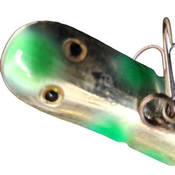 Foxee Fish Super Wobbler in green & silver 4.5 in. long - Picture 5 of 6